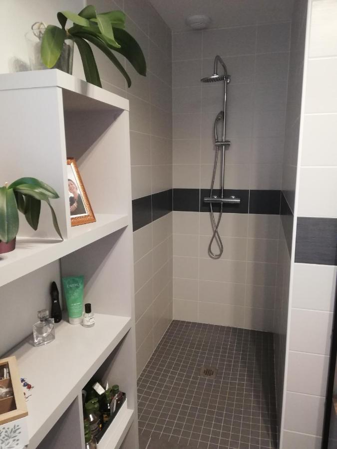Chambre D'Hotes Chez Sandrine Guîtres エクステリア 写真